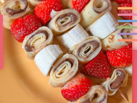 Espetinho de crepe com nutella